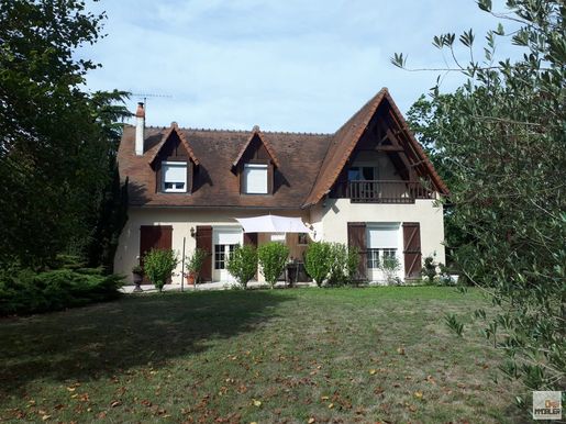 Maison 6 pièces 160 m² · à Availles-en-Châtellerault · 160 m² · 272 000 €