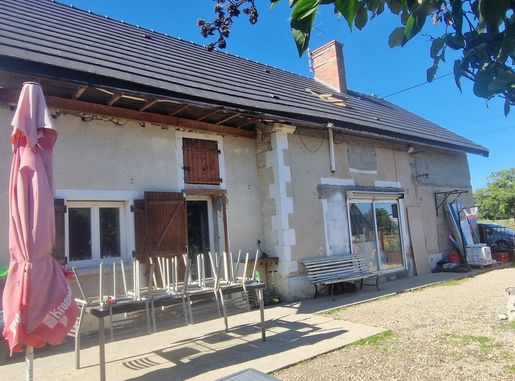 Maison 3 pièces 99 m² · à Vicq-Exemplet · 99 m² · 138 000 €