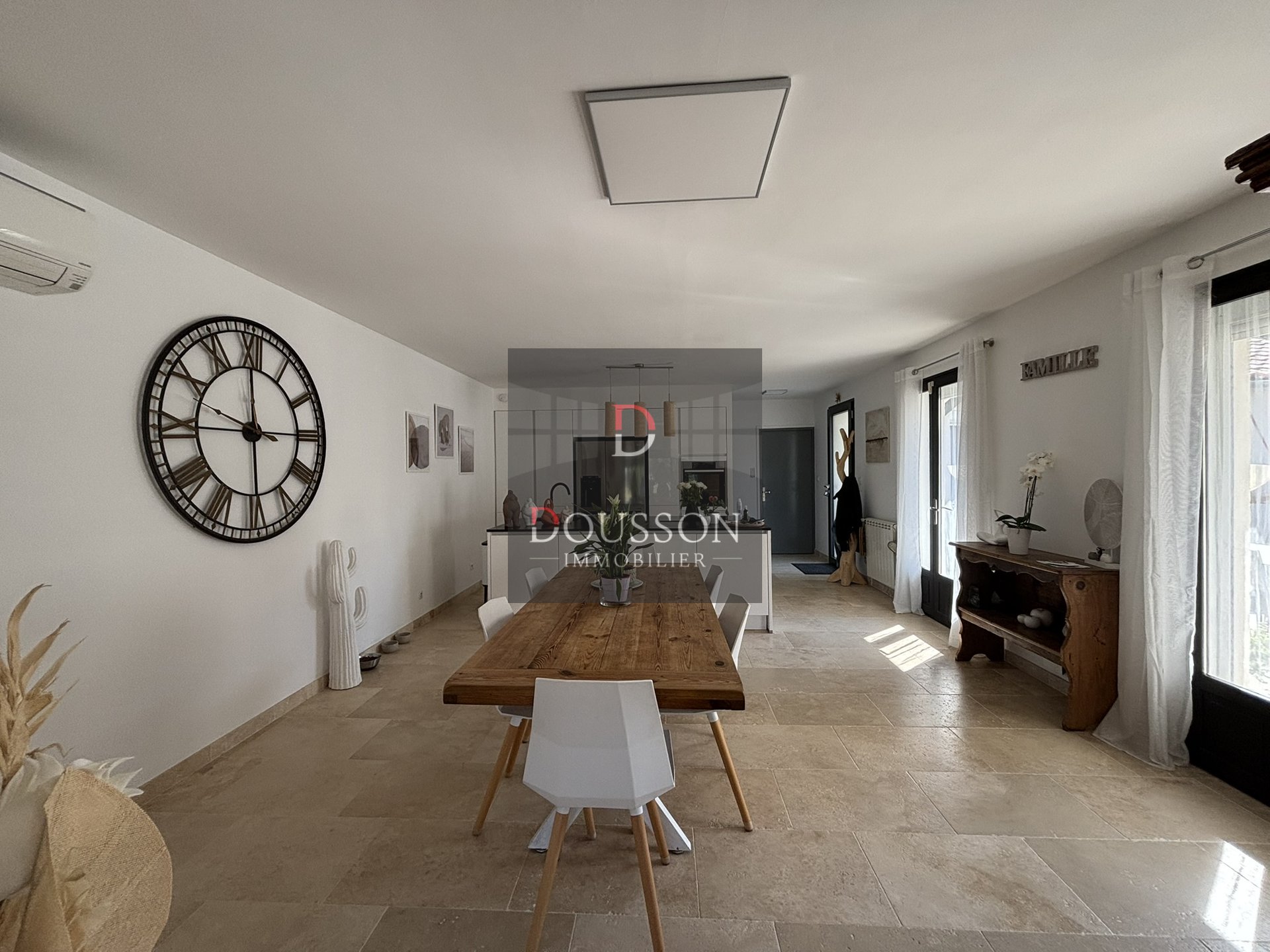 Maison à vendre, 222m², Montaren-et-Saint-Médiers