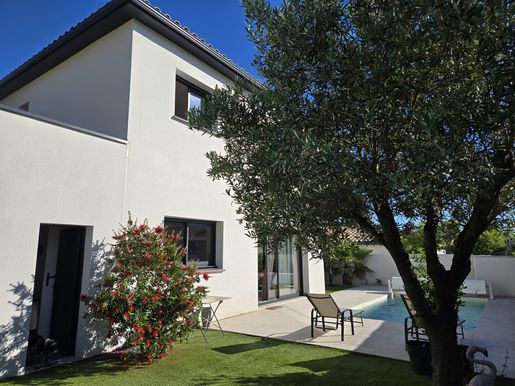 Maison 4 pièces 96 m² · à Le Pouget · 96 m² · 364 000 €