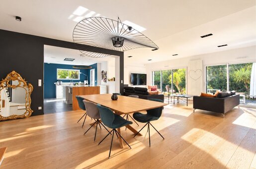 Maison 6 pièces 205 m² · à Domloup · 205 m² · 672 000 €