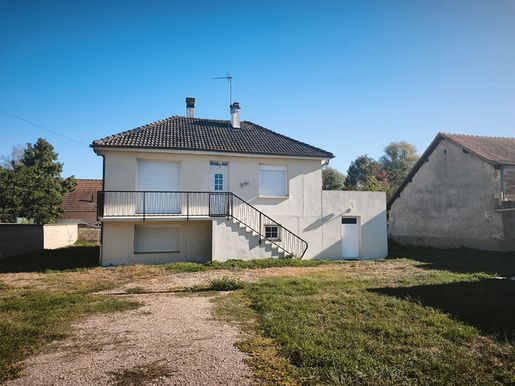 Maison 5 pièces 134 m² · à Marzy · 134 m² · 165 000 €