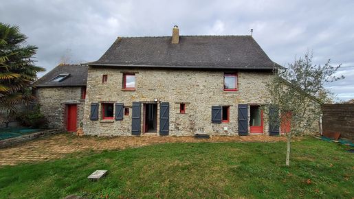 Maison 6 pièces 157 m² · à La Couyère · 157 m² · 254 900 €