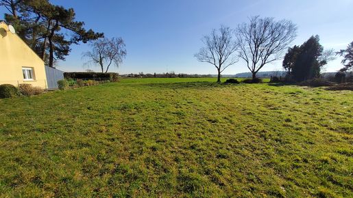 30 €/m² · à Saint-Ganton · 30 000 €