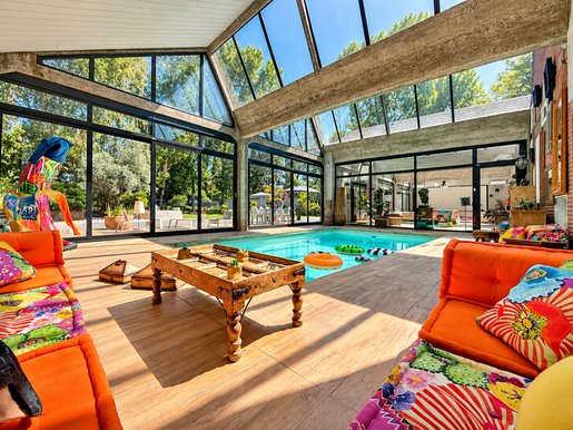 Maison 28 pièces 960 m² · à Breuillet · 960 m² · 2 600 000 €