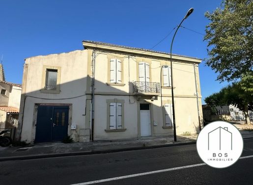 Immeuble 3 pièces 177 m² · à Sénas · 177 m² · 378 000 €