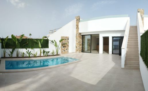 Advert pic 0