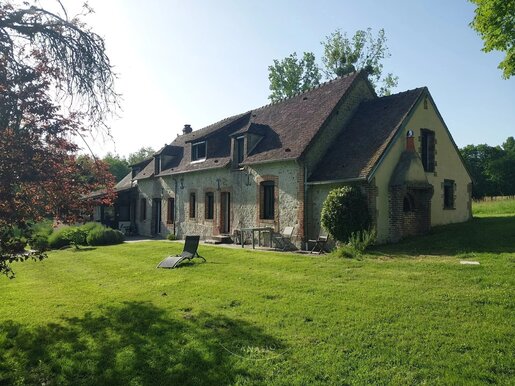 Maison 7 pièces 200 m² · à Mortagne-au-Perche · 200 m² · 749 000 €