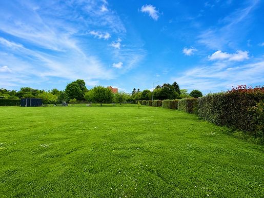 Terrain, terrain 2700 m² — La Forêt-sur-Sèvre (Deux-Sèvres) · 46 000 €