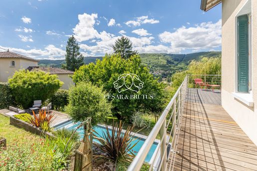 Maison 7 pièces 205 m² · à Rochetaillée-sur-Saône · 205 m² · 840 000 €