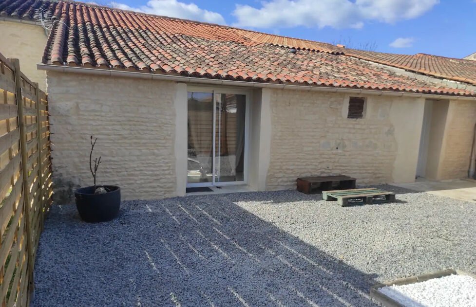 Maison à louer, 37m², Courçon