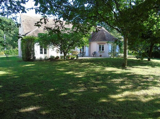 Maison 6 pièces 166 m² · à Ménestreau-en-Villette · 166 m² · 431 900 €