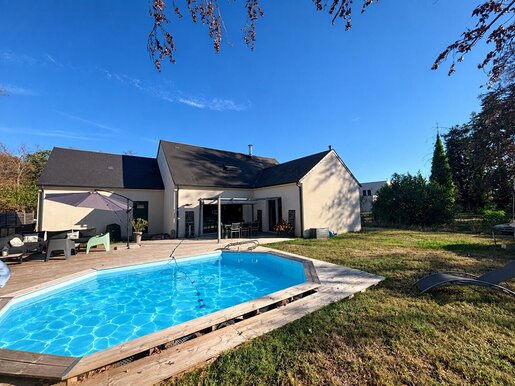 Maison 5 pièces 144 m² · à Châteauneuf-sur-Loire · 144 m² · 340 000 €