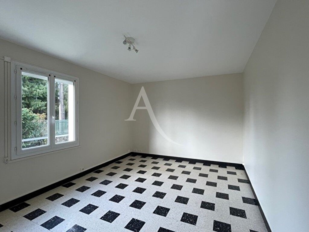 Maison à louer, 76m², Loury