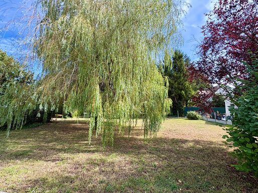 Terrain 540 m² · à Fay-aux-Loges · 540 m² · 60 000 €