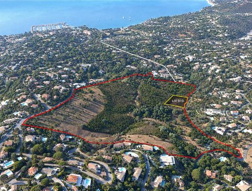 INFINITY GROUP IMMOBILIER · à Roquebrune-sur-Argens · 30 000 €
