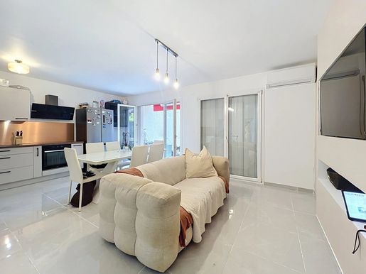 Appartement 3 pièces 74 m² · à Antibes · 74 m² · 399 000 €