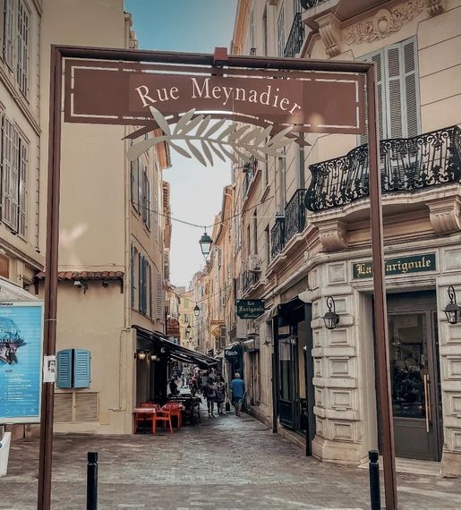 Local commercial 65 m² · à Cannes · 65 m² · 79 000 €