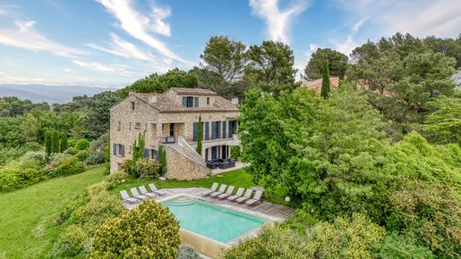 Maison 9 pièces 262 m² · à Roussillon · 262 m² · 1 395 000 €