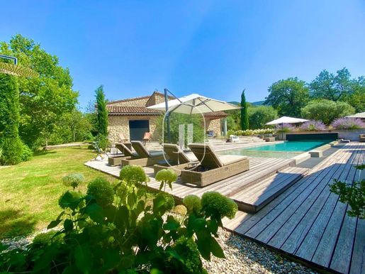 Maison 252 m² · à Ménerbes · 252 m² · 2 380 000 €