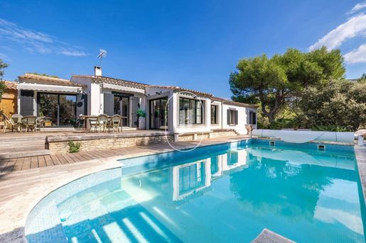 Maison 6 pièces 180 m² · à Taillades · 180 m² · 769 000 €