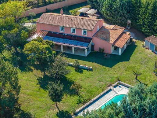 Maison 217 m² · à Gargas · 217 m² · 925 000 €