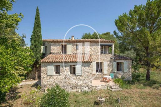 Maison 140 m² · à Gordes · 140 m² · 995 000 €