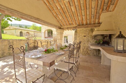 Maison 8 pièces 200 m² · à Bonnieux · 200 m² · 2 960 000 €