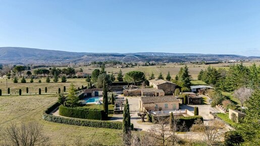 Maison 700 m² · à Bonnieux · 700 m² · 2 595 000 €