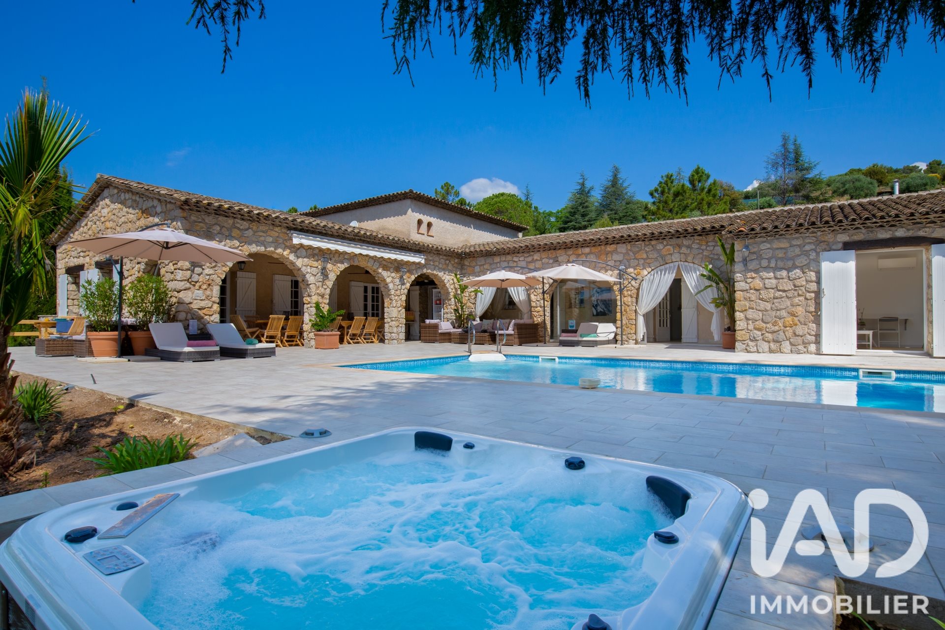 Maison à vendre, 345m², Peymeinade