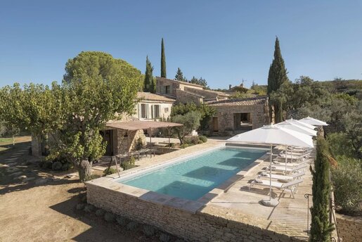 Maison 12 pièces 423 m² · à Gordes · 423 m² · 4 160 000 €