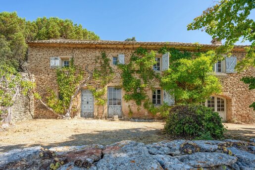 Maison 6 pièces 212 m² · à Cabrières-d'Avignon · 212 m² · 1 490 000 €