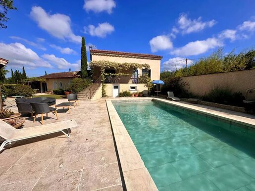 Maison 9 pièces 210 m² · à Saint-Rémy-de-Provence · 210 m² · 735 000 €
