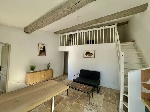 Maison 4 pièces 56 m² · à Aureille · 56 m² · 235 000 €