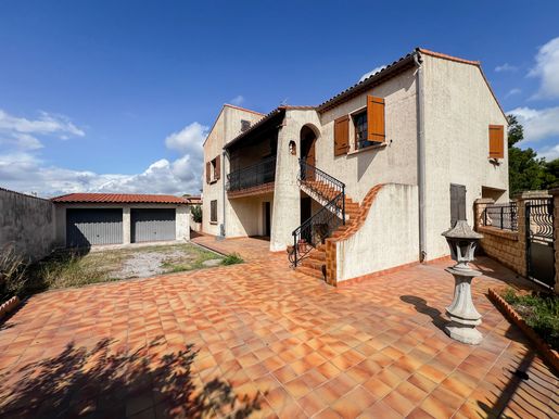 Maison 5 pièces 220 m² · à Port-de-Bouc · 220 m² · 599 000 €