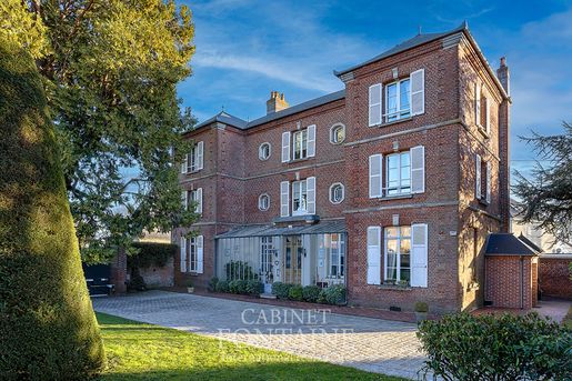 Maison 11 pièces 272 m² · à Toulouse · 272 m² · 549 500 €