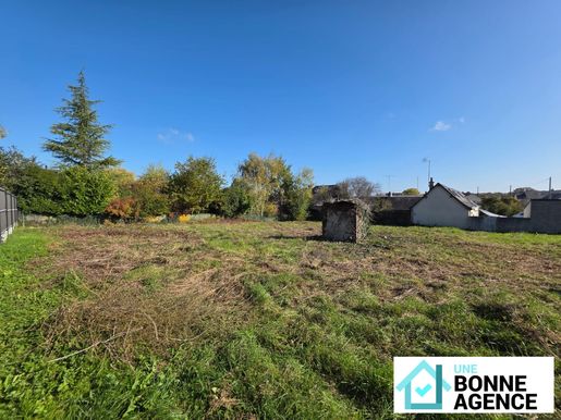 Terrain, terrain 812 m² — Chanceaux-sur-Choisille (Indre-et-Loire) · 135 000 €