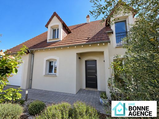 Maison 6 pièces 121 m² · à Montlouis-sur-Loire · 121 m² · 344 900 €