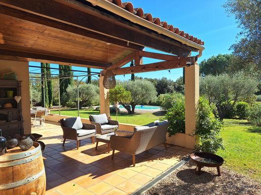 Maison 5 pièces 177 m² · à Cotignac · 177 m² · 895 000 €