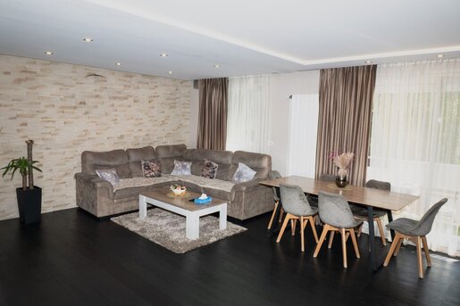 Appartement 5 pièces 94 m² · à Décines-Charpieu · 94 m² · 315 000 €