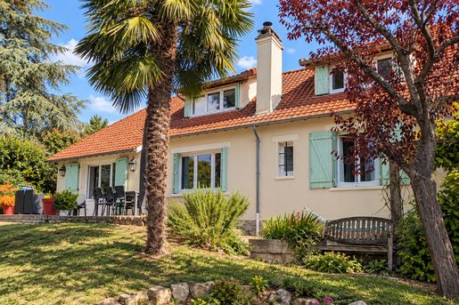 Maison 6 pièces 120 m² · à Presles · 120 m² · 446 000 €