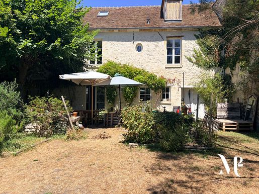 Maison 6 pièces 167 m² · à Lamorlaye · 167 m² · 590 000 €