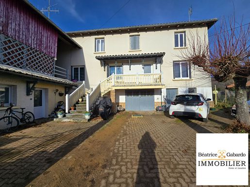 Maison 5 pièces 182 m² · à Arnas · 182 m² · 245 000 €