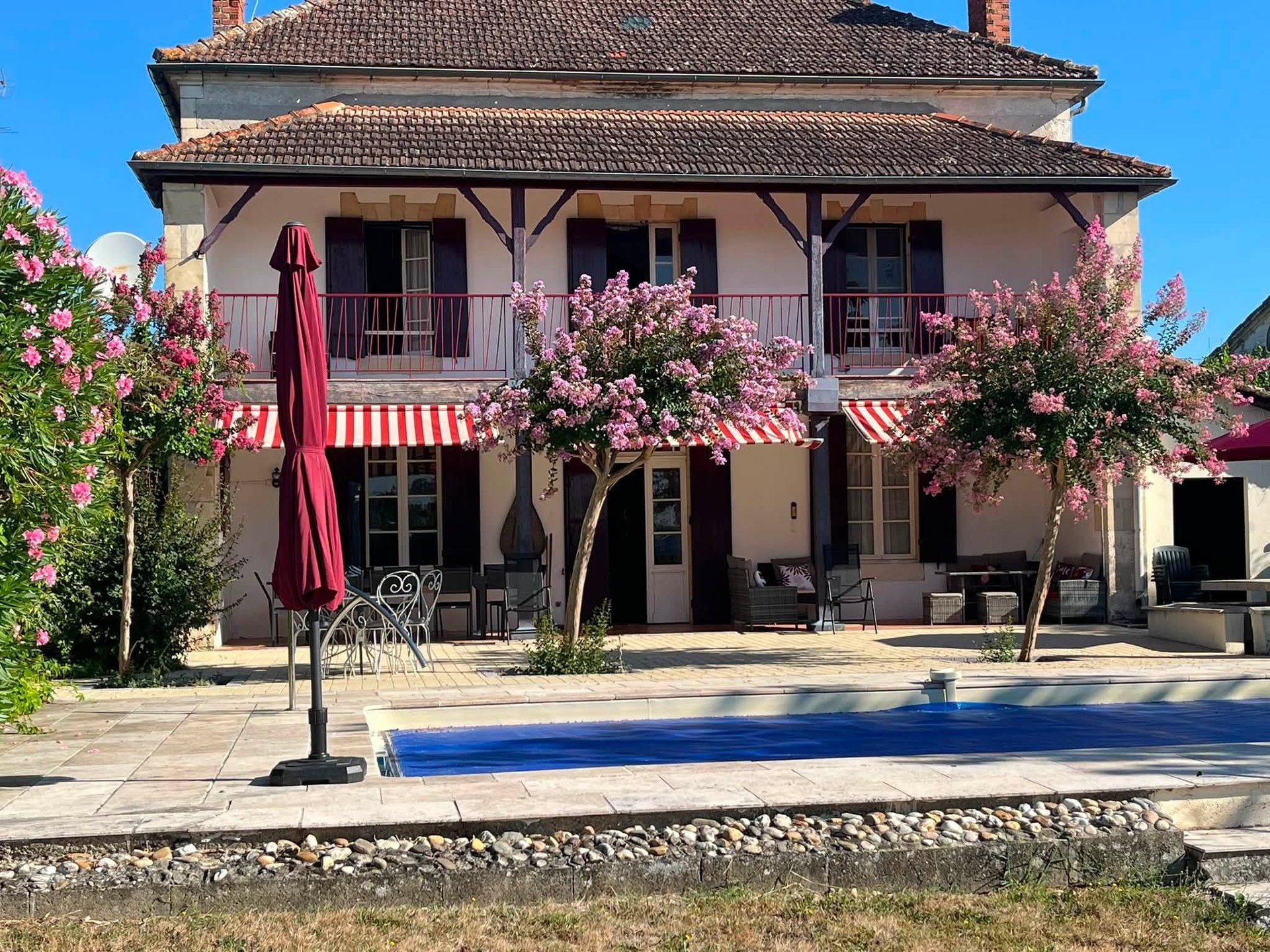 Maison 2 pièces 280 m² · à Laparade · 280 m² · 347 500 €