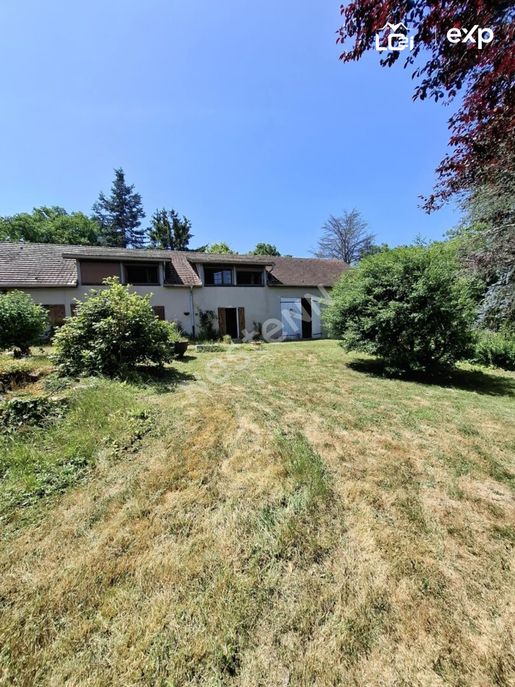 Maison 11 pièces 220 m² · à Saint-Didier-sur-Arroux · 220 m² · 158 000 €