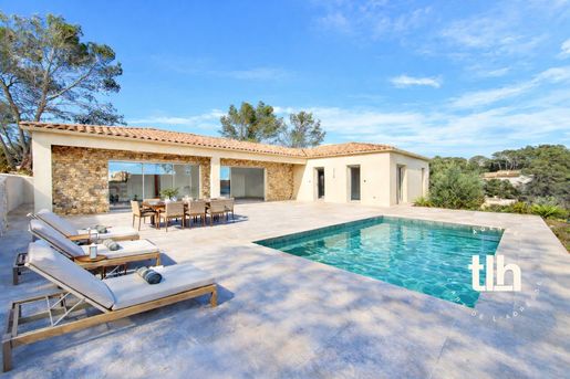 Maison 5 pièces 137 m² · à Nîmes · 137 m² · 735 000 €