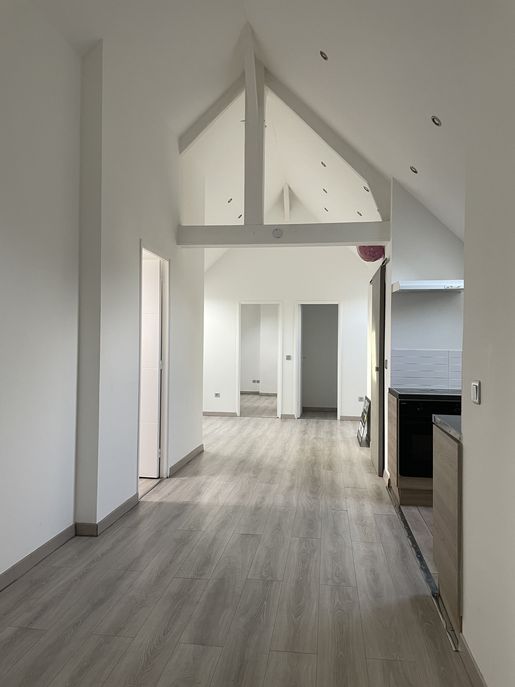 Appartement 5 pièces 107 m² · à Beauvais · 107 m² · 160 000 €