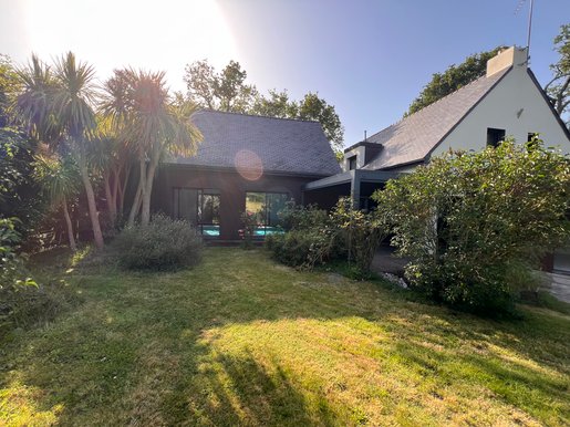Maison 7 pièces 230 m² · à Saint-Lyphard · 230 m² · 675 000 €