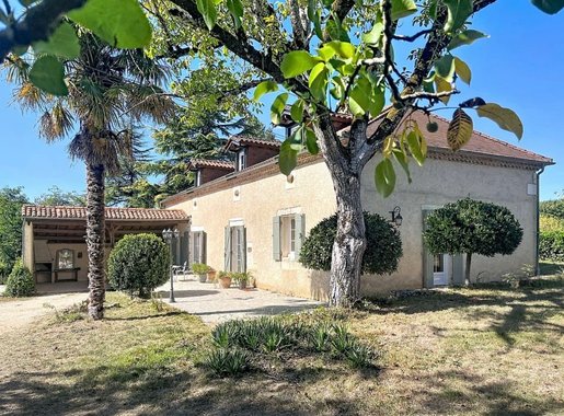 Maison 9 pièces 295 m² · à Veyrines-de-Vergt · 295 m² · 630 000 €