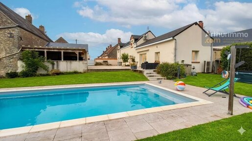 Maison 8 pièces 207 m² · à Messas · 207 m² · 425 000 €